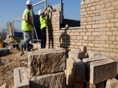mc take action against illegal building