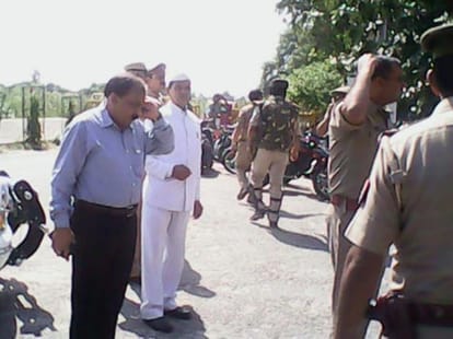 Mulayam Singh instructs about muradnagar bawal.