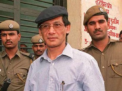 Randeep Hooda meets reel Charles Sobhraj in the Kathmandu jail