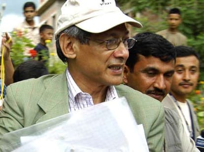 Randeep Hooda meets reel Charles Sobhraj in the Kathmandu jail