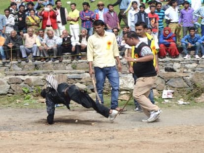 Deadly War in Inelo-bjp supporters for Poster