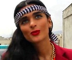 punishment of whipping to 6 youth at dancing together in iran
