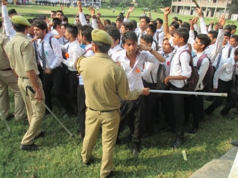 pakistan zindabad slogans in reasi's school 