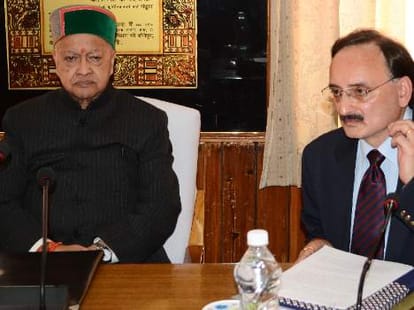cm virbhadra announces 7 percent DA to employees.