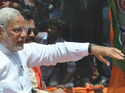 modi popularity is going down, bjp in trouble.