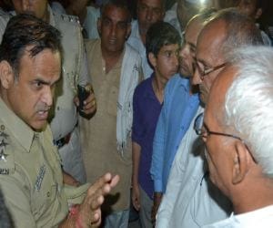 Allegation on Judge by Sant Rampal Supporters