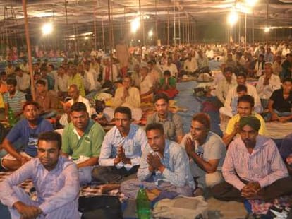 Chandigarh Police Embarrassed due to Sant Rampal Supporters