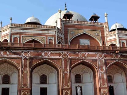 now using e-ticket to see the Taj Mahal.