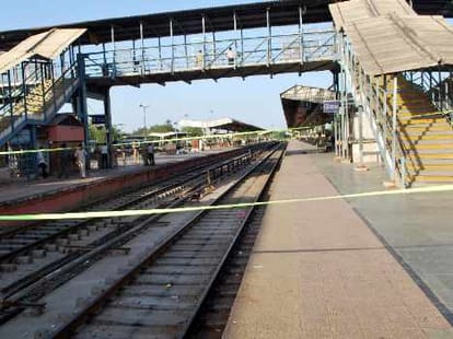 alambagh bus stop to be shifted at charbagh.