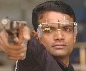 shooter vijay kumar wins two gold madel in national championship.