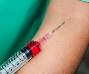 used syringes sold in IGMC Shimla.