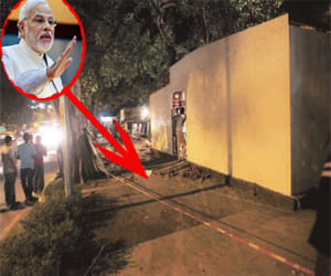 Modi will start swksh bharat mission from valmiki sadan.