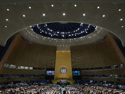 sartaj aziz speaks to un chief, raises kashmir issue