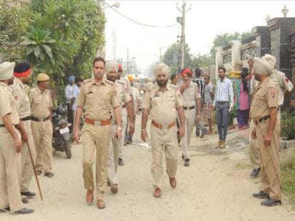 attack on criminal in police custody.