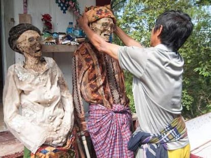 weird tribes and traditions