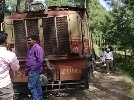 Shimla Kalka train problem in Engine.