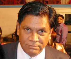 dr harish chandra did suicide to scape from arrest.