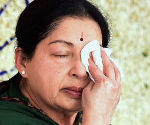 jayalalitha on hearing court's decision