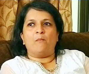 anjali damania resigns from aap.