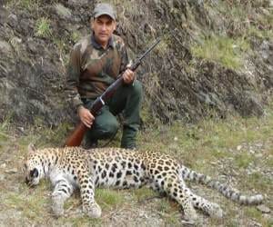 hunting of man eater.
