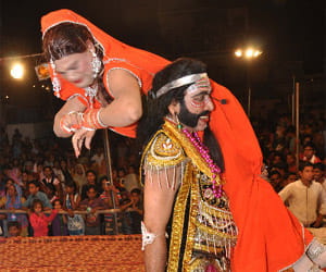 ravan forget dialogues after looking seeta.