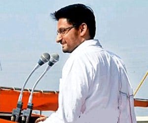 Deepender Hooda Challenged Narendra Modi on Pension Issue