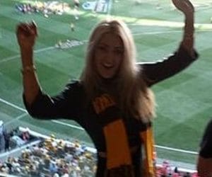 Cheeky model Heather McCartney who stripped naked at Aussie   cup final.