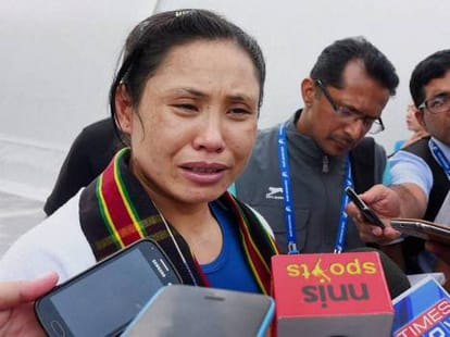 asian games 2014 - sarita refuses to take medal