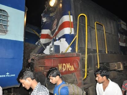 train accident in gorakhpur.
