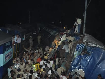 train accident in gorakhpur.