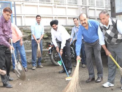 PM modi clean india campaign in shimla city