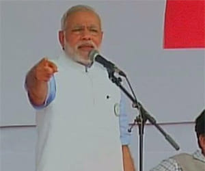 modi will start swach bharat abhiyan today.