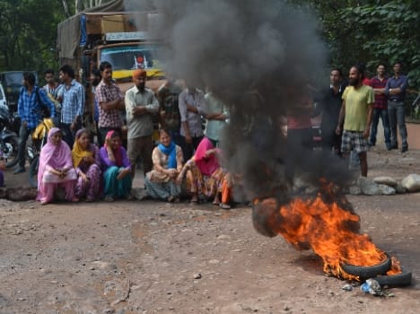 controversy over ravan dahan place in rajouri