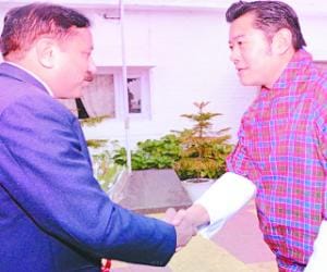 bhutan king arrived at kausoli, himachal.
