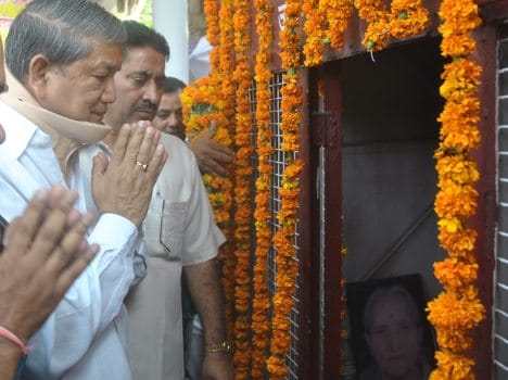 harish rawat support charan singh memorial.