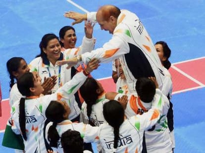 indian women team helps irani team.