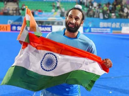 India trounces Pakistan in johor cup.