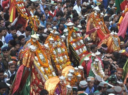 international kullu dusherra: read exclusive story