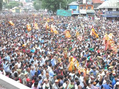 kullu dussehra, where god dance with people.