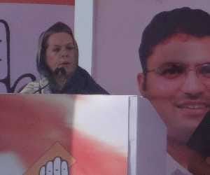 On Tue reached 100 days in the country: Sonia