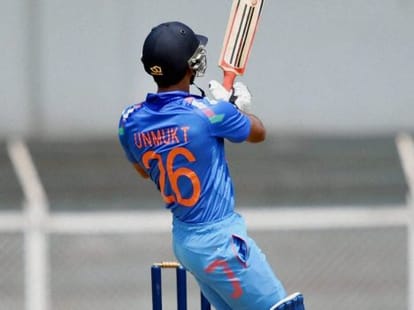 Mumbai take lead on Uttar Pradesh