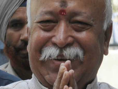 modi talks with sangh to make fadnavis cm.
