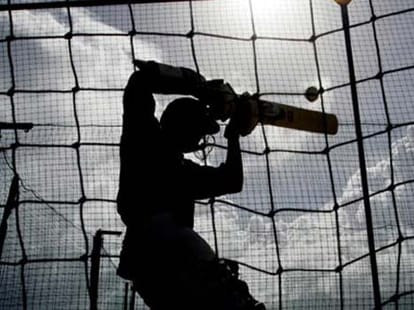 starlets and shubham club win t-20 gold cup.