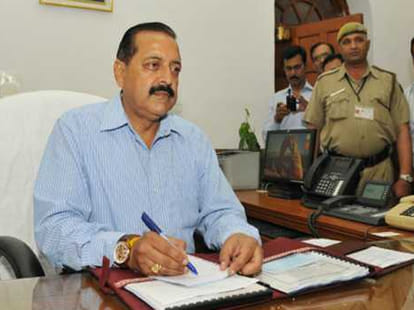  Authorised persons' dealing with Art 370, AFSPA: Jitendra