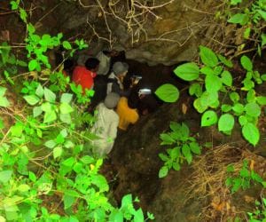 cave found in nainital.
