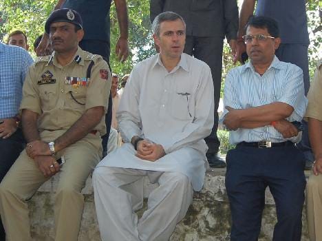 omar roars at ajatshatru and sheikh ghulam