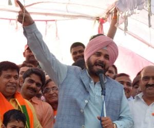 restore security of BJP leader Navjot Sidhu