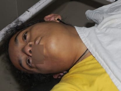 two found dead inside a car