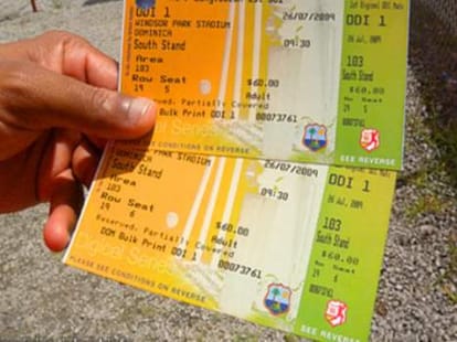 transport carporation will refund money if bus gets late. 