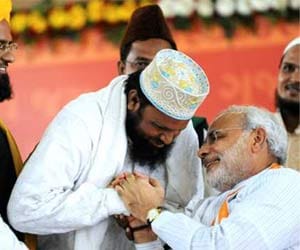 modi govt plan to distribute loan for minority